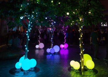 Lumières extérieures économiseuses d'énergie commerciales de sphère de l'intense luminosité LED de globe de lumière de RVB