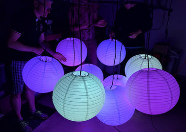 Lumières de Noël durables de sphère de la construction LED RVB de globe coloré de lumière d'IP65